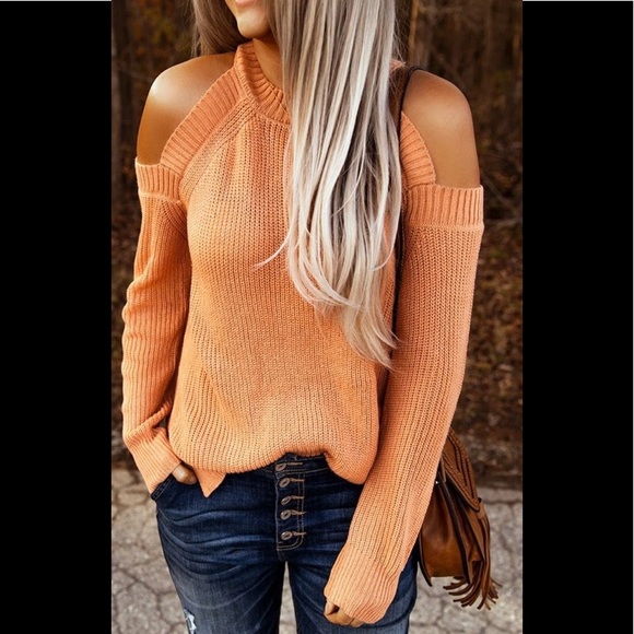 Sweater - Picture 1 of 2